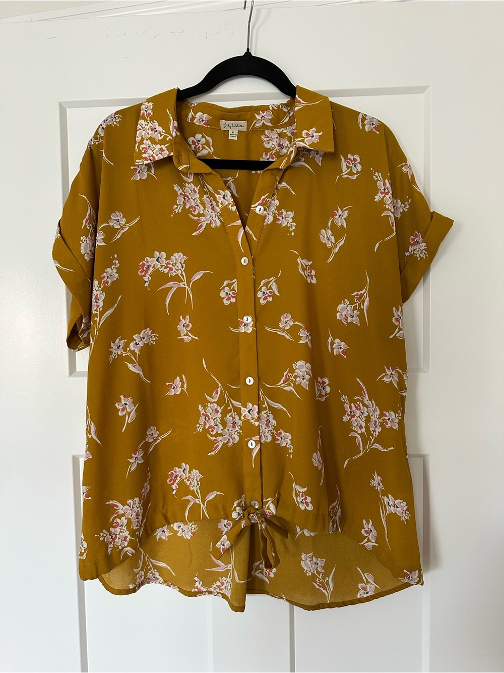 Women’s Lily White Mustard Floral Short Sleeve Button-up Top